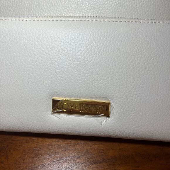 Joy & Iman White Timeless Chic Pebble Satchel Purse + Wallet - Picture 6 of 16